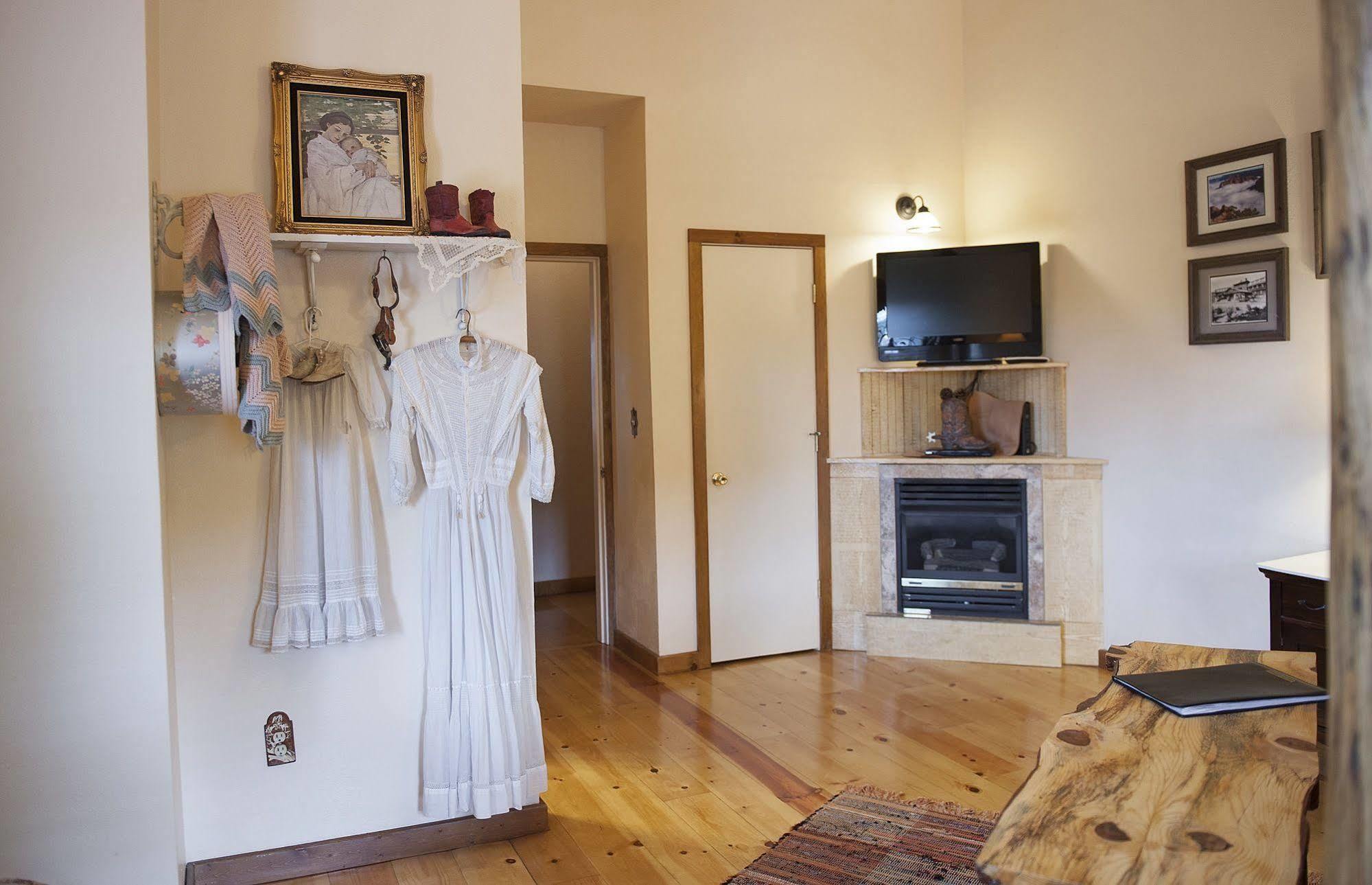 Grand Canyon Bed And Breakfast Williams Extérieur photo